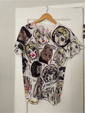 Female Icons Short Sleeve Art Tee - White/Multi